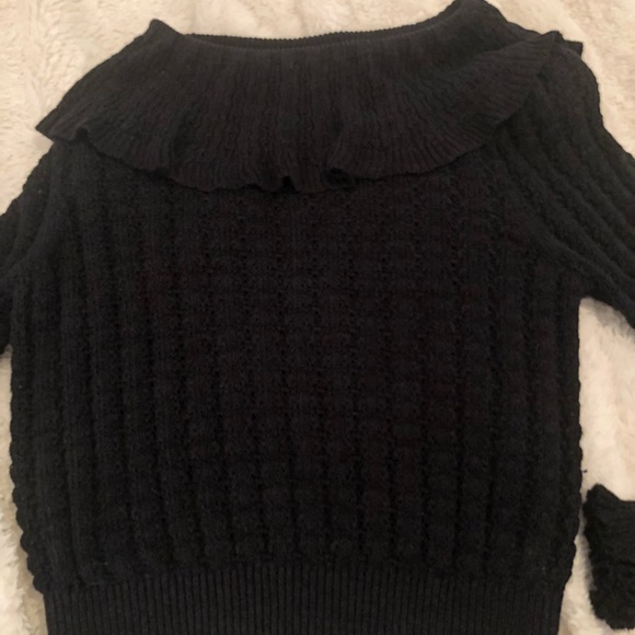 Free People off-the-shoulders black long sleeve sweater size L - Picture 2 of 10